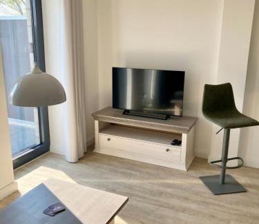 Hohen Wieschendorf Apartment | Family-Friendly Golfblick & Meer - No 6 at Aurora Vista