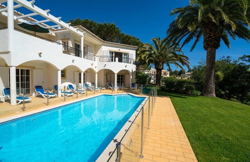 Vila do Bispo Villa | Experience Golfe San Antonio: 5-Bed Villa with Pool & Ocean View