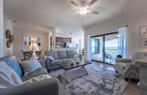 Lakewood Ranch Condo | Golfers Paradise with Scenic Views at Lakewood National