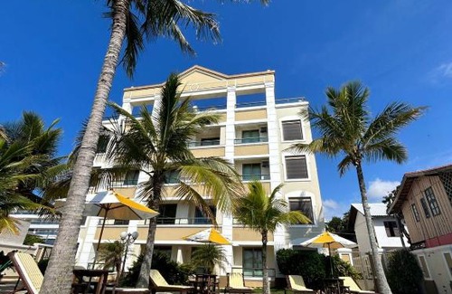 Ingleses Sul Apartment | Relax at Golfinhos Apart Hotel with Oceanfront Views