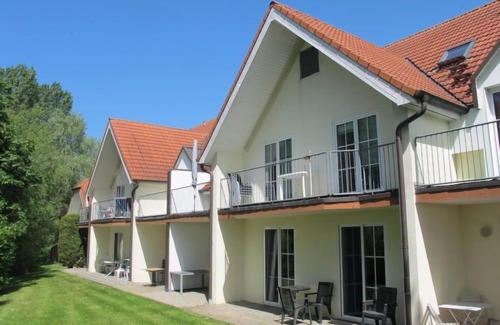 Gollwitz Apartment | Oceanfront Escape at Gollwitzer Park, Insel Poel