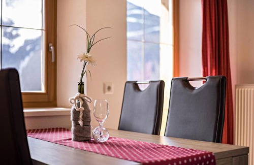 Valle Aurina Apartment | Family-Friendly Retreat at Golserhof Kristall - 9.3/10 Rated