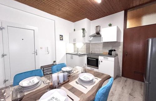 Straubing Apartment | Goltan Apartment - Küche - WLAN - Parkplatz