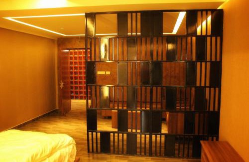 Thiruvarur Hotel | Gomathi Mahal E-INN