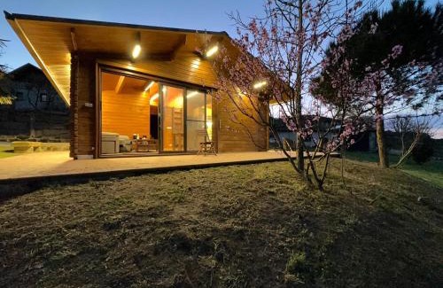 Gondomar House | Gondomar: 10 Min to Playa América, Pet & Child Friendly Stay