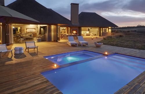 Brandwag Villa | Explore Gondwana Game Reserve: Spa, Restaurant & More!