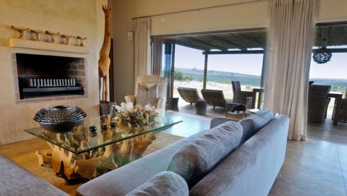 Mossel Bay Cabin | Experience Gondwana Game Reserve: 5-Star Adventure Awaits