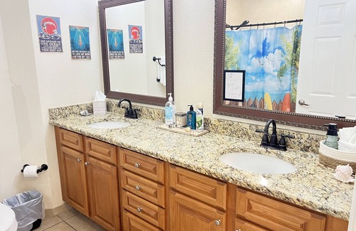 Ortona Park Resort | Ocean View Condo: Modern Comfort with Pool & Spa Amenities
