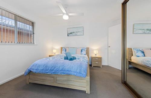 North Haven House | Idyllic Coastal Escape: Pool, River & Beach Retreat