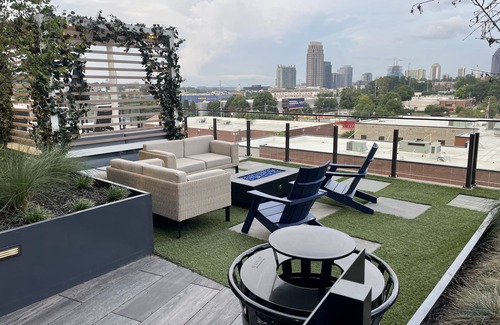 Home Park Apartment | Experience Gone Outtt: Family-Friendly with Private Pool