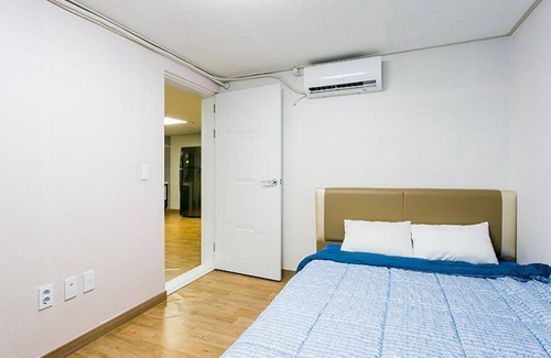 Gongju House | Eco-Friendly Retreat at Gongju Donghaksa Moodwa Pension