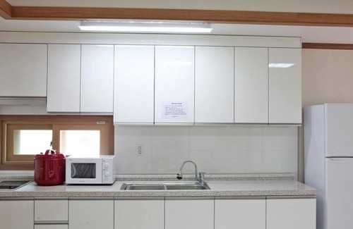 Gongju House | Eco-Friendly Retreat at Gongju Hue Pension with Breakfast