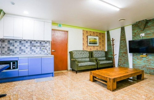 Gongju House | Experience Comfort at Gongju Inyeonui Hyanggi Pension