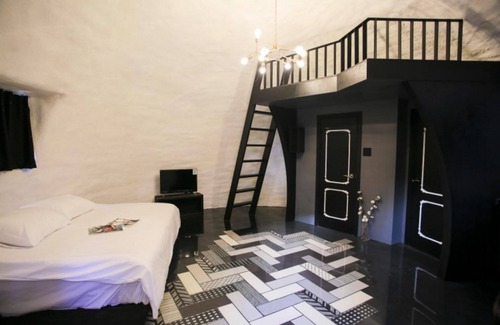 Gongju House | Eco-Friendly Getaway at Gongju Jangseungpark Pension