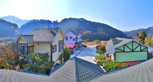 Gongju House | Relaxing Retreat at Gongju Magoksa Healing Pension