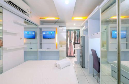 Kebagusan Apartment | Cozy Studio Retreat at Kebagusan City Apartment