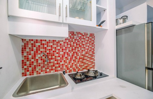 Kebagusan Apartment | Cozy Studio at Kebagusan City Apartment with Pool & Kitchen