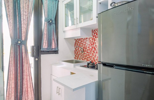 Kebagusan Apartment | Cozy Studio at Kebagusan City Apartment with Pool & Kitchen