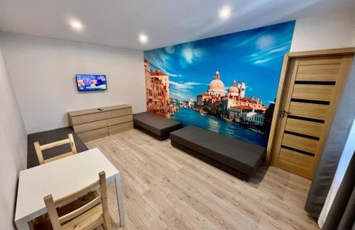 Lodz Apartment | Family-Friendly Good Rooms with Parking & High Guest Ratings