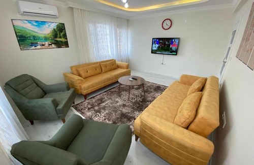 Zekeriyakoy Apartment | Cozy Apartment for Families and Pets in Ideal Location
