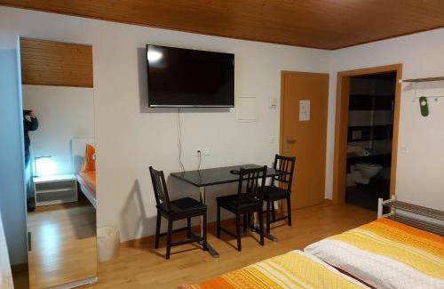 Biberist Bed & Breakfast | Cozy Stay at Good Bed Biberist with Complimentary Breakfast