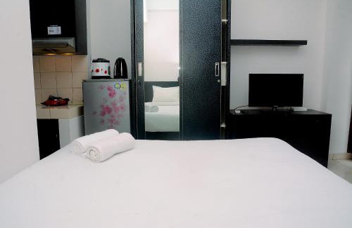 Depok Apartment | Cozy Studio at Margonda Residence 3 with Pool Access
