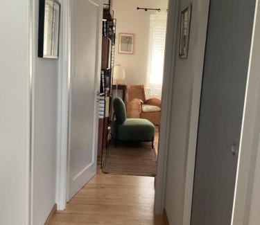 Plaine des Bouchers Apartment | Inviting Good Life à Strasbourg with Ocean View Amenities