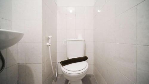 Sidoarjo Apartment | Convenient Studio Apartment at Suncity Residence by Travelio