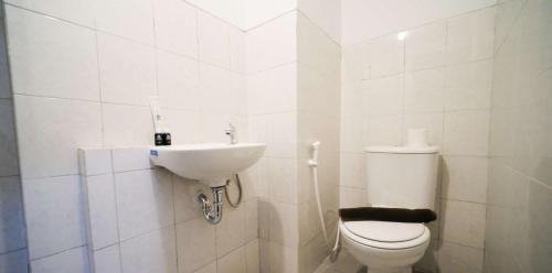 Sidoarjo Apartment | Convenient Studio Apartment at Suncity Residence by Travelio