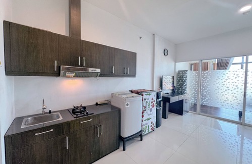 Surabaya Apartment | Good Location And Relaxing 1Br Apartment At Aryaduta Residence