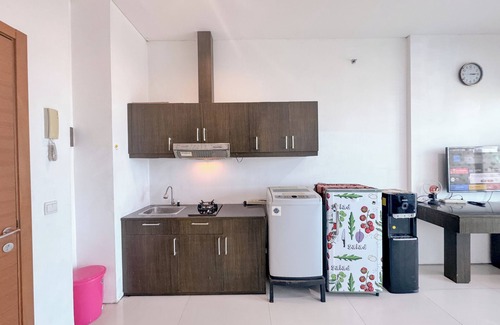 Surabaya Apartment | Good Location And Relaxing 1Br Apartment At Aryaduta Residence