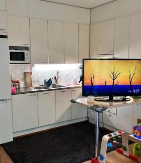 Itainen District Apartment | Convenient Hotel Near East Center, Perfect for Families