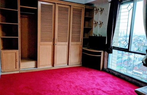 Central Jakarta Apartment | Convenient 2BR Retreat in City Center with Pool Access