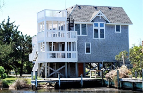 Ocracoke House | Canal Front Good Medicine Home with Expansive Views