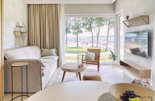 Wilkasy Apartment | Delightful Oceanfront Stay at Nautica Resort Apartment