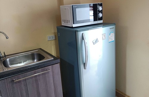 Nimman Apartment | Cozy Stay in Nimman with Pool & Breakfast Included