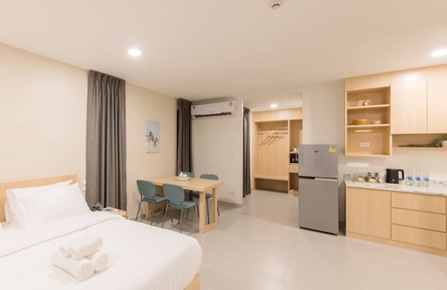 Bang Bo Hotel | Top-Rated Good Nine Hotel with Breakfast & Kitchen Amenities