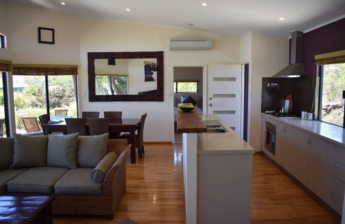 Redgate Villa | Captivating Ocean and National Park View with Child-Friendly Amenities