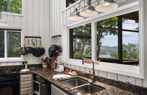 Cullowhee House | Good Vibes Only! Lake Glenville Views & Cozy Firepit