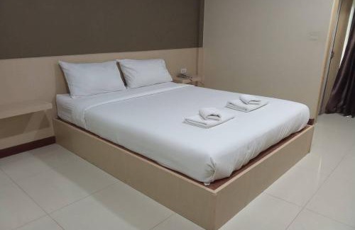 Sop Tui Hotel | Budget-Friendly Stay at Good View Residence with Breakfast