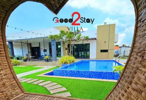 Kampung Tanjong Minyak Villa | Relax at Good2Stay Villa with Pool, BBQ & Gaming Fun