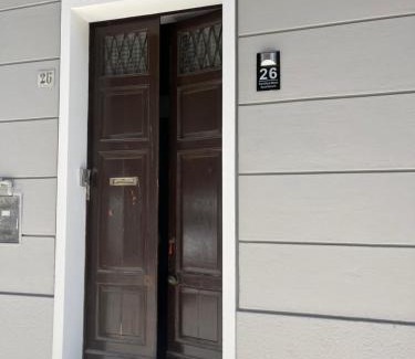Brindisi Histotic Center Apartment | Cozy Goodbye Moon Apartment: Family & Pet Friendly Stay