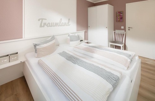 Norderney Apartment | Unforgettable Stay at Goode Wind: 10/10 Rating & Family-Friendly