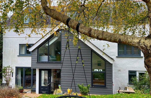 Appledore House | Goosander: Perfect 5-Bedroom Getaway with Great Amenities