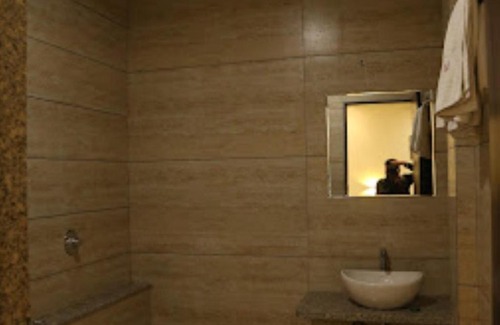 Chandrapur Hotel | Family-Friendly Stay at Gopala Palace Ballarpur - 10/10 Rated