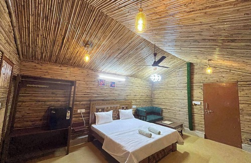 Vrindavan Resort | Gopika Resort