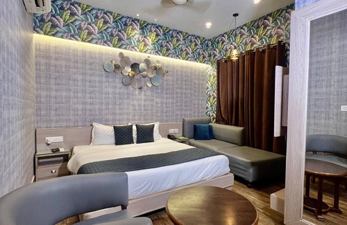 Karnal Hotel | Discover Gopinath The Grand: Family-Friendly Dining & More