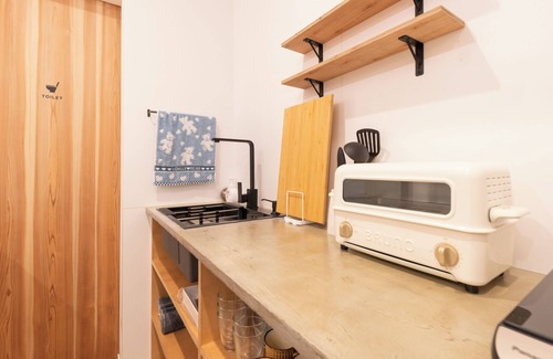 Gora Cottage | Discover Gora Base A: Family-Friendly Retreat with Dining