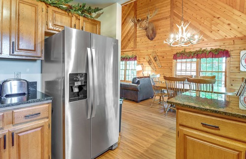 North Creek Cottage | Charming Gore Mountain Cabin with Game Room & Fire Pit