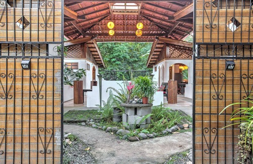 Chiguata House | Tropical Retreat: Jungle House with Oceanfront Views